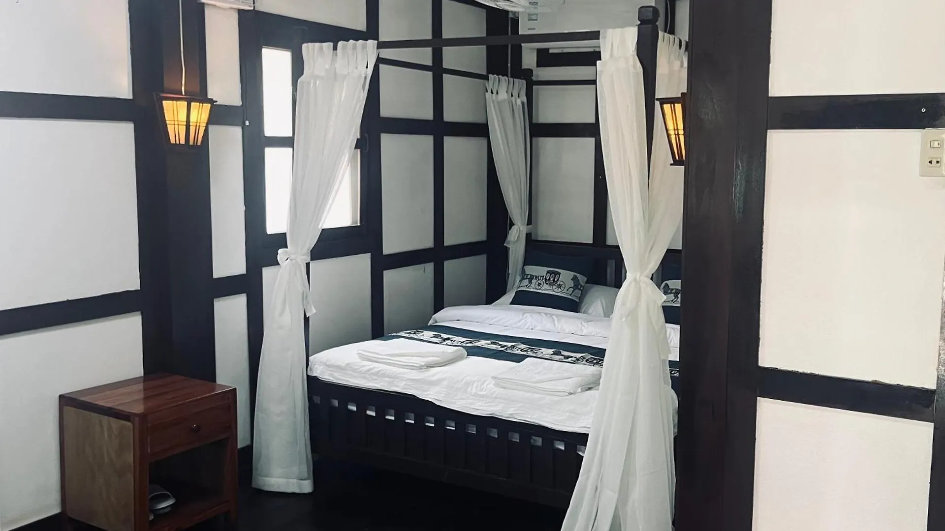 ホテル Manotemple Guest House ルアンパバーン